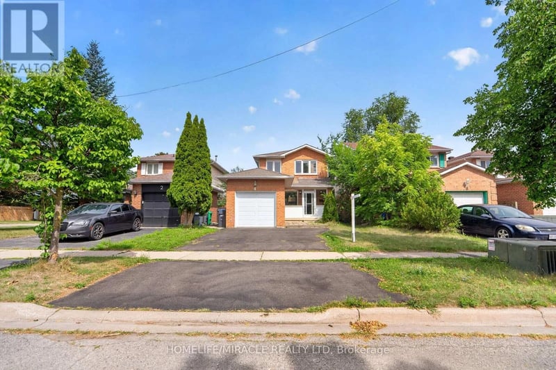 4 Summertime Court, Brampton (Heart Lake West), Ontario, L6Z2B4, Brampton (Heart Lake West), Ontario — photo 1 of 5