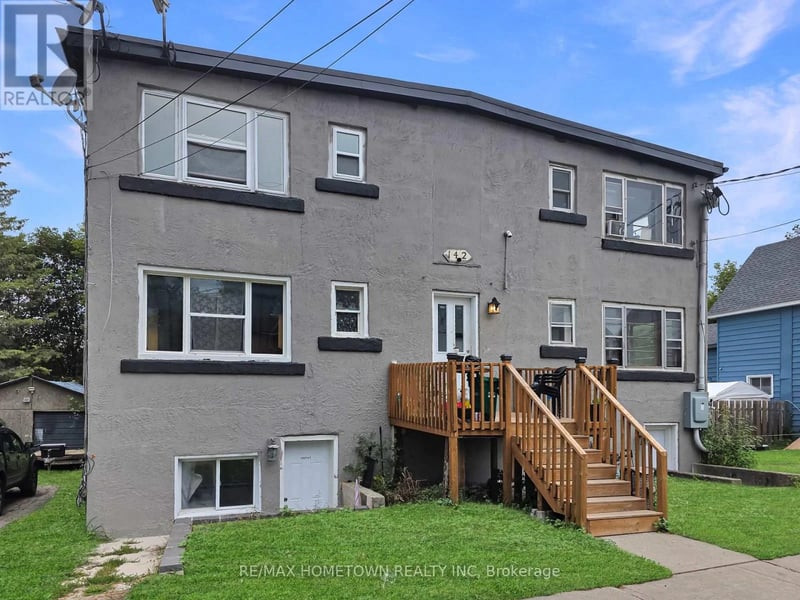 #3 142 Brock Street, Brockville, Ontario, K6V4G4, Brockville, Ontario — photo 1 of 5