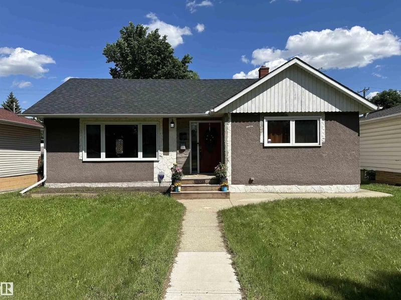 12423 75 ST NW, Edmonton, Alberta, T5B2C1, Edmonton, Alberta — photo 1 of 5