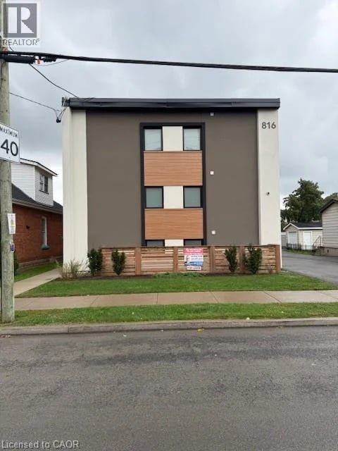#1 816 CONCESSION Street, Hamilton, Ontario, L8V1E1, Hamilton, Ontario — photo 1 of 5