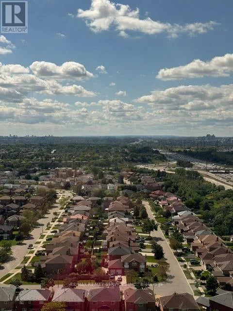 #PH09 339 Rathburn Road West, Mississauga (City Centre), Ontario, L5B0K6, Mississauga (City Centre), Ontario — photo 1 of 5
