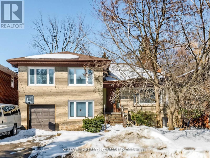 14 Frontenac Avenue, Toronto (Bedford Park-Nortown), Ontario, M5N1Z5, Toronto (Bedford Park-Nortown), Ontario — photo 1 of 5