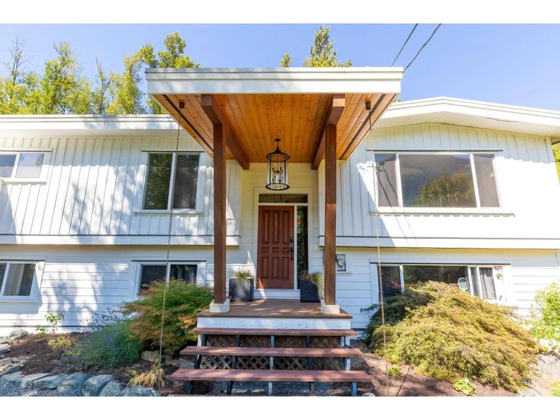 47913 HANSOM Road, Chilliwack, British Columbia, V2R4R9, Chilliwack, British Columbia — photo 1 of 5