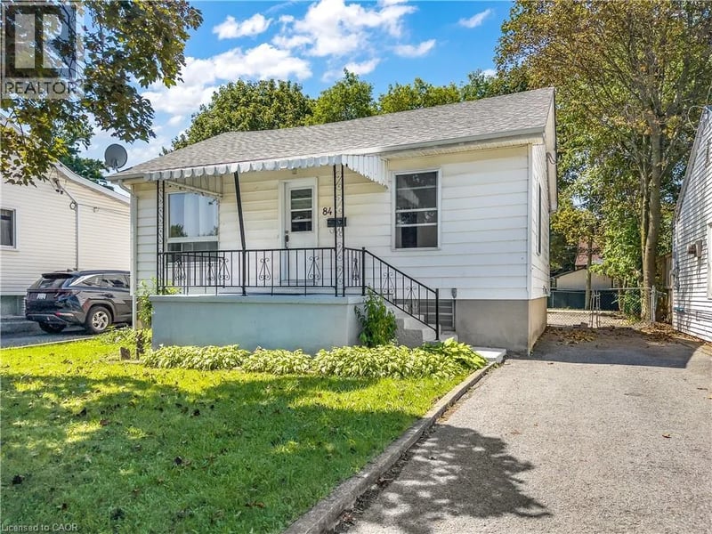84 CARLETON Street, Kingston, Ontario, K7K4G1, Kingston, Ontario — photo 1 of 5