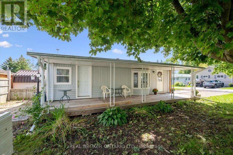445 Pine Pass, Centre Wellington, Ontario, N1M2W5, Centre Wellington, Ontario — photo 1 of 5