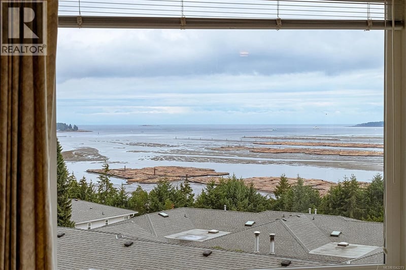 1012 Highview Terrace, Nanaimo, British Columbia, V9R6K5, Nanaimo, British Columbia — photo 1 of 5