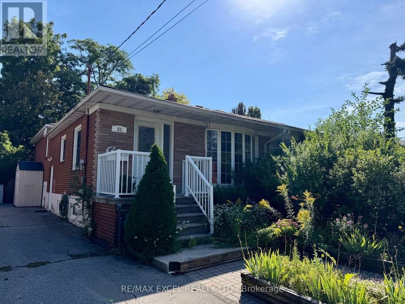 23 Linelle Street, Toronto (Lansing-Westgate), Ontario, M2N2J4, Toronto (Lansing-Westgate), Ontario — photo 1 of 5
