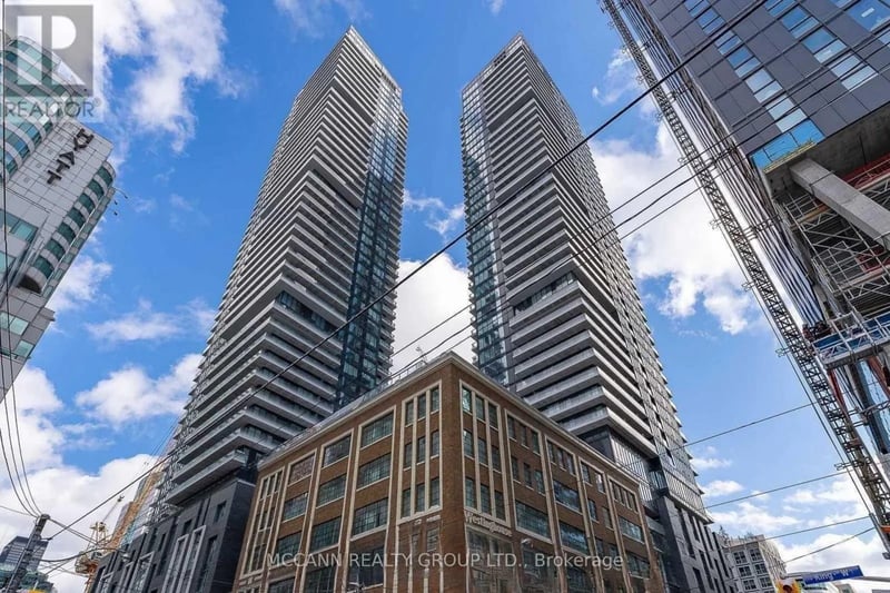 #2302 115 Blue Jays Way, Toronto (Waterfront Communities), Ontario, M5V0N4, Toronto (Waterfront Communities), Ontario — photo 1 of 5