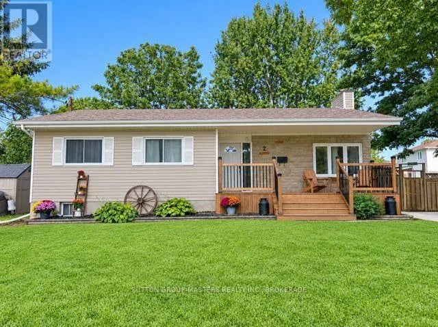 22 Quinte Avenue, Loyalist (Amherstview), Ontario, K7N1E5, Loyalist (Amherstview), Ontario — photo 1 of 5