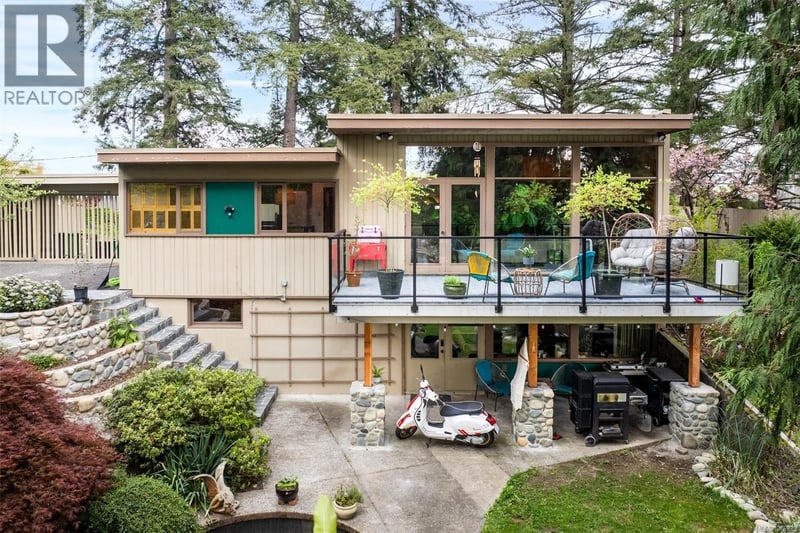 6110 Grieve Road, Duncan, British Columbia, V9L2H1, Duncan, British Columbia — photo 1 of 5