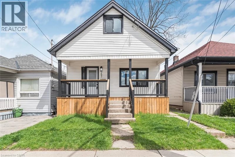297 BRITANNIA Avenue, Hamilton, Ontario, L8H1Y2, Hamilton, Ontario — photo 1 of 5