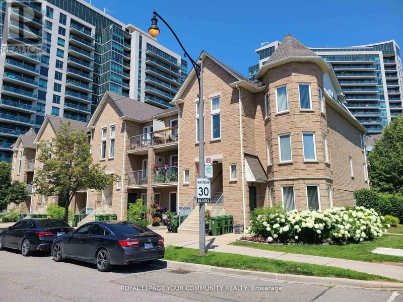 #101 130 Vanderhoof Avenue, Toronto (Thorncliffe Park), Ontario, M4G4J8, Toronto (Thorncliffe Park), Ontario — photo 1 of 5