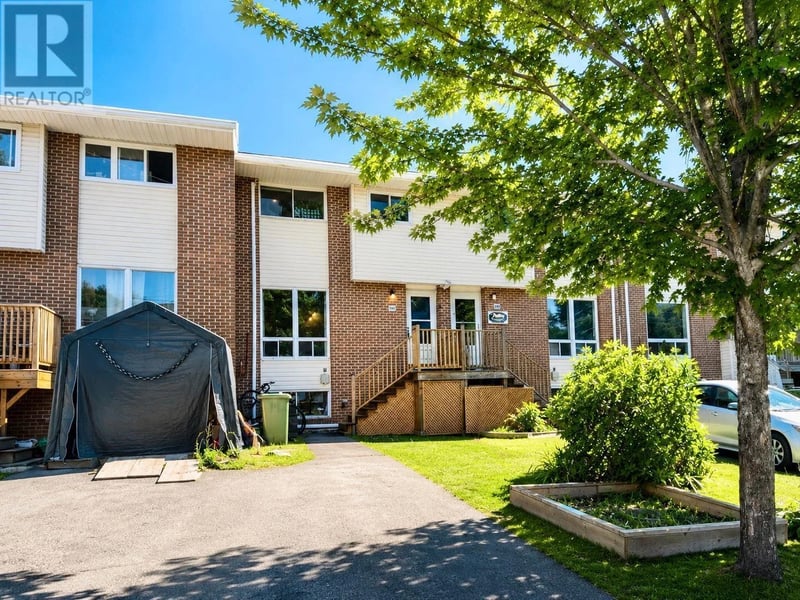 541 Arklow Drive, Dartmouth, Nova Scotia, B2W4Z5, Dartmouth, Nova Scotia — photo 1 of 5