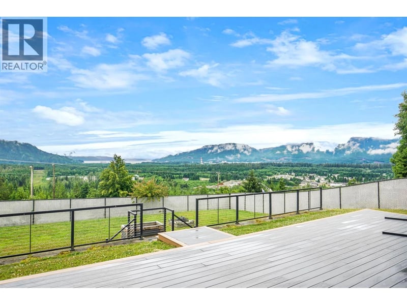 1457 ALBATROSS Avenue, Kitimat, British Columbia, V8C1P9, Kitimat, British Columbia — photo 1 of 5