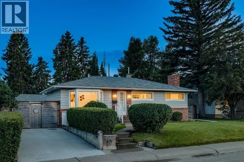 4927 10 Avenue Southwest, Calgary, Alberta, T3C0M3, Calgary, Alberta — photo 1 of 5