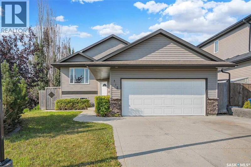 318 Lucyk CRESCENT, Saskatoon, Saskatchewan, S7W0E8, Saskatoon, Saskatchewan — photo 1 of 5