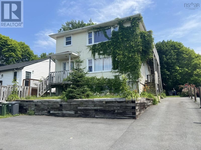 24 Charles Street, Dartmouth, Nova Scotia, B3A3W6, Dartmouth, Nova Scotia — photo 1 of 5