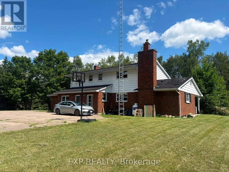 16 CIVIC Street, Killaloe, Hagarty and Richards, Ontario, K0J2A0, Killaloe, Hagarty and Richards, Ontario — photo 1 of 5