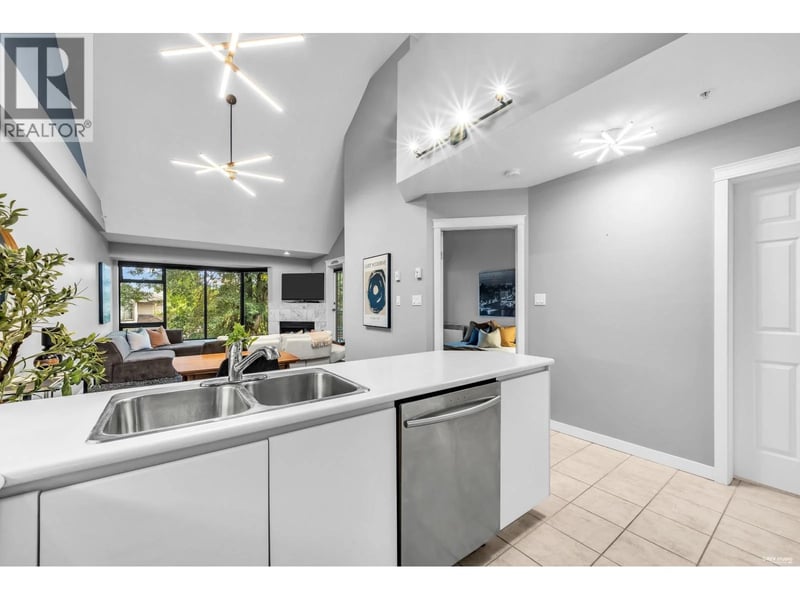 #314 1966 COQUITLAM Avenue, Port Coquitlam, British Columbia, V3B7P8, Port Coquitlam, British Columbia — photo 1 of 5