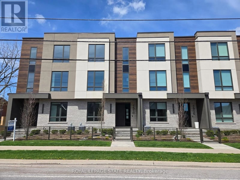 151C Port Robinson Road, Pelham (Fonthill), Ontario, L0S1E6, Pelham (Fonthill), Ontario — photo 1 of 5