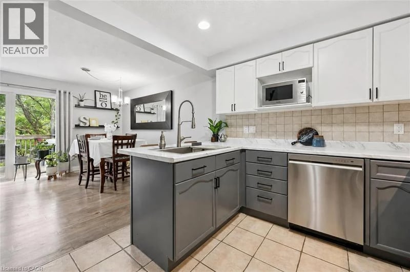 #21 31 SCHRODER Crescent, Guelph, Ontario, N1E7M6, Guelph, Ontario — photo 1 of 5