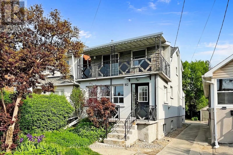 #Main 102 Bowie Avenue, Toronto (Briar Hill-Belgravia), Ontario, M6E2P7, Toronto (Briar Hill-Belgravia), Ontario — photo 1 of 5