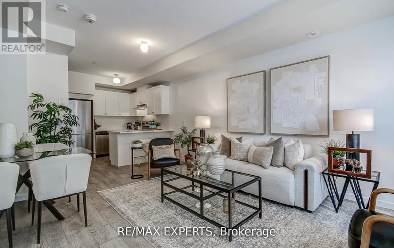 #61 300 Alex Gardner Circle, Aurora (Aurora Village), Ontario, L4G1N4, Aurora (Aurora Village), Ontario — photo 1 of 5