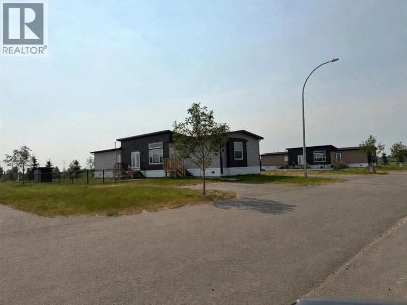 377049 48 Street, Taber, Alberta, T1G0G7, Taber, Alberta — photo 1 of 5