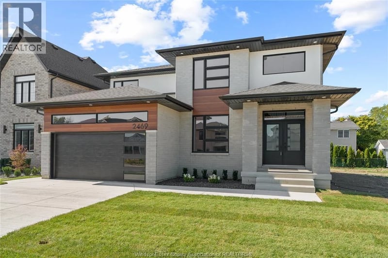5213 Rafael, Tecumseh, Ontario, N0R1K0, Tecumseh, Ontario — photo 1 of 5