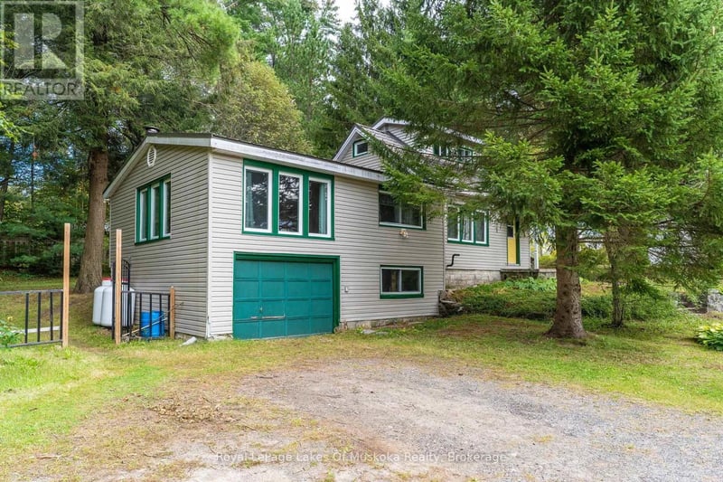 91 Beach Road, Huntsville (Stephenson), Ontario, P0B1M0, Huntsville (Stephenson), Ontario — photo 1 of 5