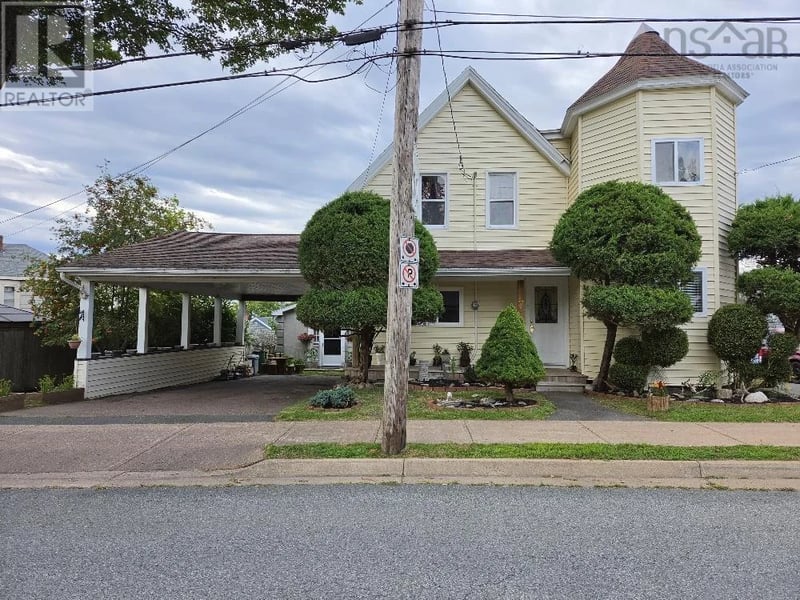 7 Douglas St, Truro, Nova Scotia, B2N2E6, Truro, Nova Scotia — photo 1 of 5