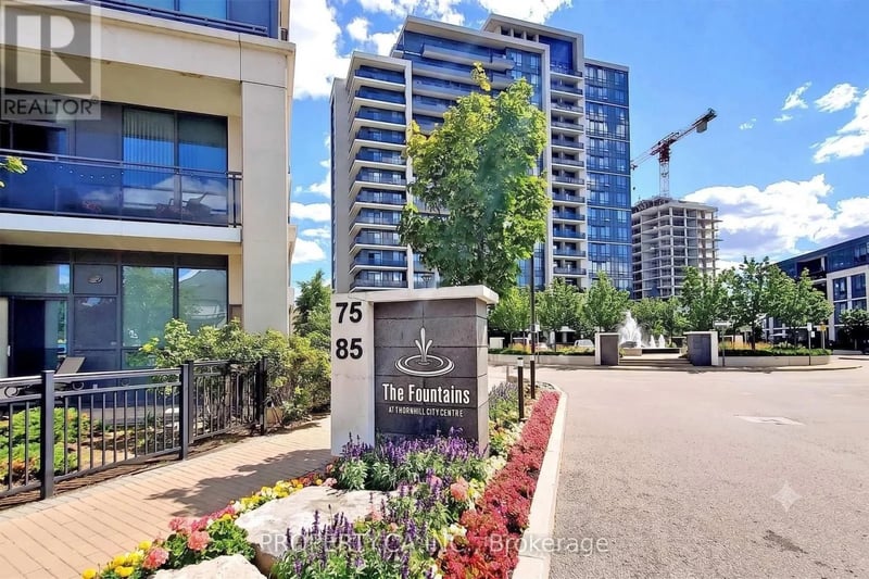 #807 85 North Park Road, Vaughan (Beverley Glen), Ontario, L4J0H9, Vaughan (Beverley Glen), Ontario — photo 1 of 5