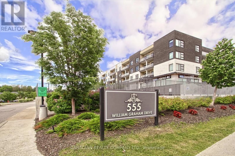 #233 555 William Graham Drive, Aurora, Ontario, L4G7C4, Aurora, Ontario — photo 1 of 5