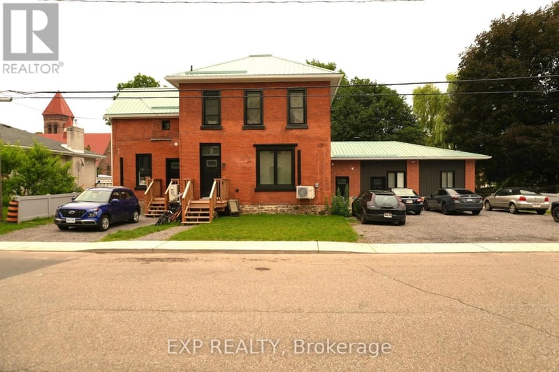 235 James Street West, Prescott, Ontario, K0E1T0, Prescott, Ontario — photo 1 of 5