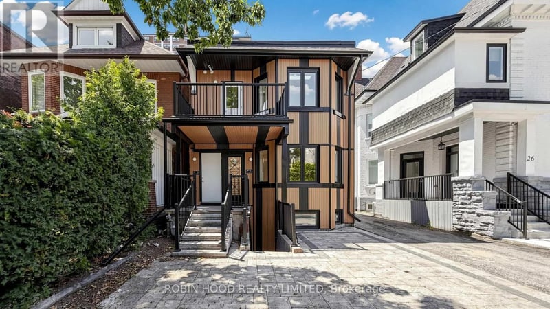#3 24 Callender Street, Toronto (Waterfront Communities), Ontario, M6R2H3, Toronto (Waterfront Communities), Ontario — photo 1 of 5