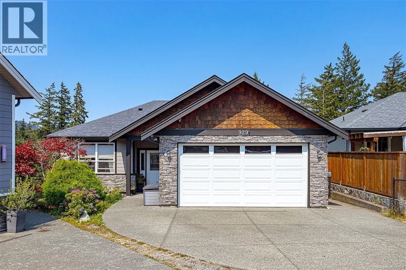 929 Step Moss Close, Langford, British Columbia, V9C4M8, Langford, British Columbia — photo 1 of 5