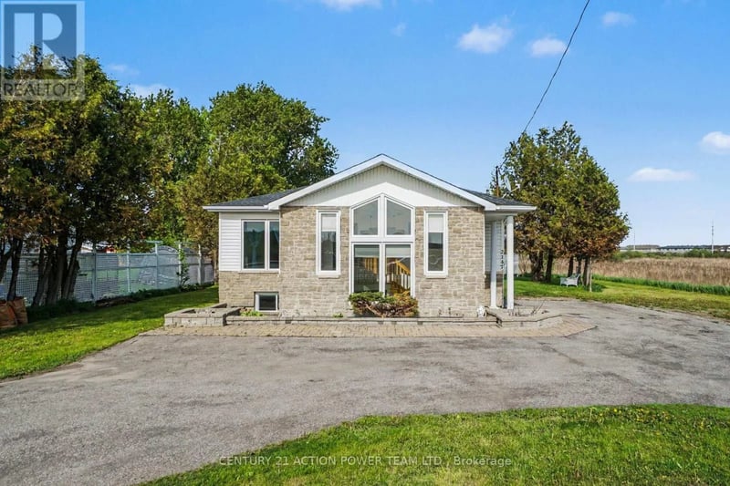 2147 Mer Bleue Road, Ottawa, Ontario, K4A3T9, Ottawa, Ontario — photo 1 of 5