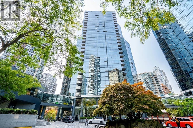 #1907 1050 BURRARD Street, Vancouver, British Columbia, V6Z2S3, Vancouver, British Columbia — photo 1 of 5