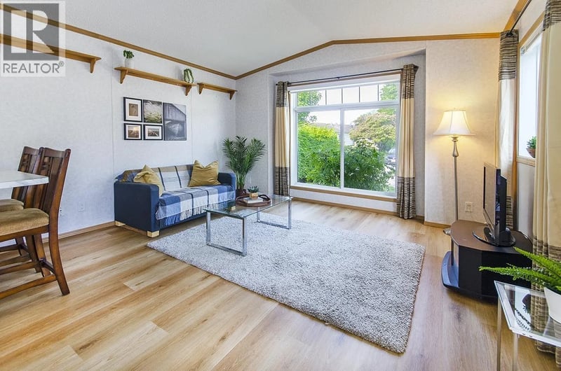 222 TYEE Drive, West Vancouver, British Columbia, V7P1V7, West Vancouver, British Columbia — photo 1 of 5