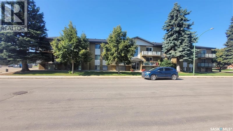 4 111 St Lawrence CRESCENT, Saskatoon, Saskatchewan, S7K1H3, Saskatoon, Saskatchewan — photo 1 of 5