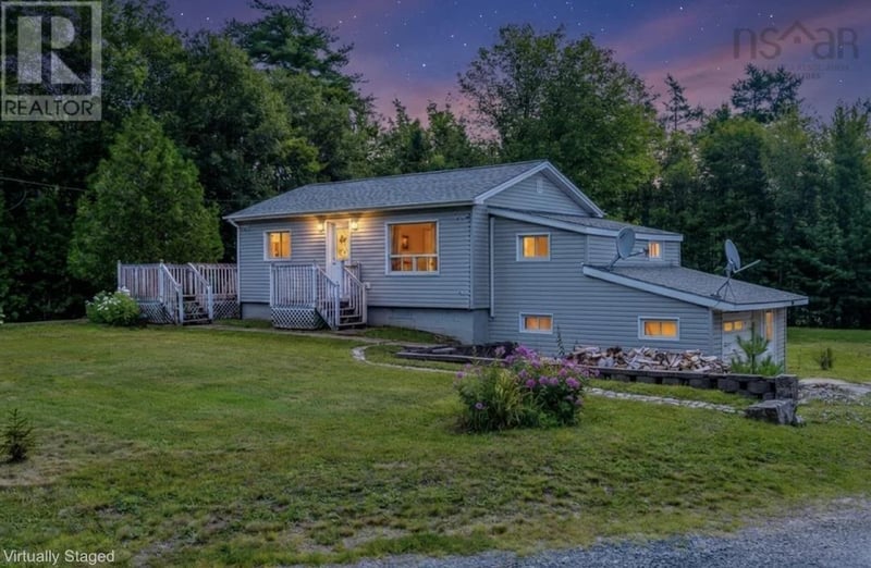 5915 208 Highway, North Brookfield, Nova Scotia, B0T1X0, North Brookfield, Nova Scotia — photo 1 of 5
