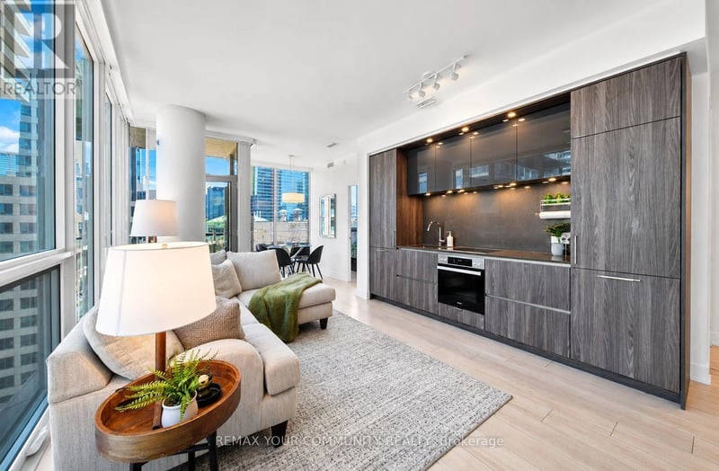 #1806 15 Mercer Street, Toronto (Waterfront Communities), Ontario, M5V1H2, Toronto (Waterfront Communities), Ontario — photo 1 of 5