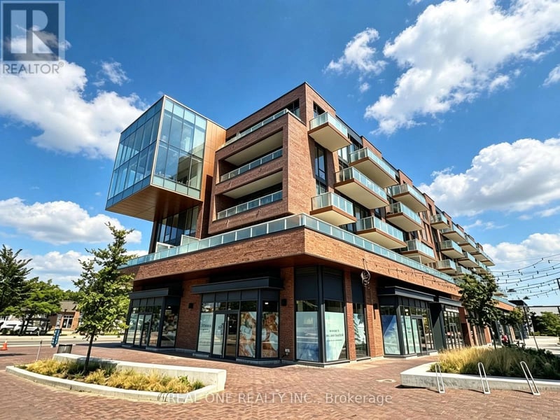 #333 215 Lakeshore Road West, Mississauga (Port Credit), Ontario, L5H0A7, Mississauga (Port Credit), Ontario — photo 1 of 5