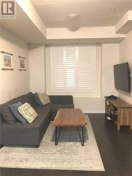 #319 6 Drummond Street, Toronto (Mimico), Ontario, M8V1Y8, Toronto (Mimico), Ontario — photo 1 of 5
