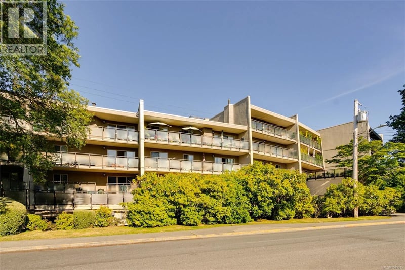 #202 1419 Stadacona Avenue, Victoria, British Columbia, V8S5J3, Victoria, British Columbia — photo 1 of 5