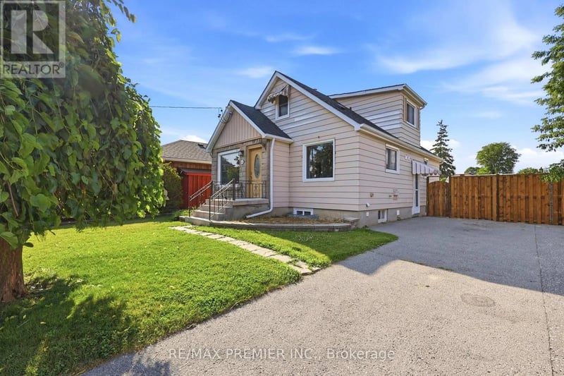 #Lower 40 Byng Avenue, Oshawa (Centennial), Ontario, L1G3N1, Oshawa (Centennial), Ontario — photo 1 of 5