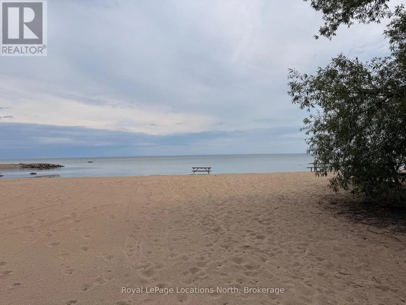 105 Woodland Park Road, Blue Mountains, Ontario, N0H1J0, Blue Mountains, Ontario — photo 1 of 5