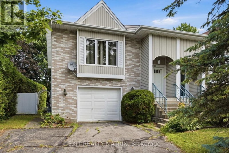 671 Berthiaume Street, Hawkesbury, Ontario, K6A3M1, Hawkesbury, Ontario — photo 1 of 5