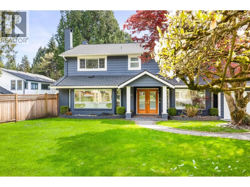 510 NEWDALE Place, West Vancouver, British Columbia, V7T1W5, West Vancouver, British Columbia — photo 1 of 5