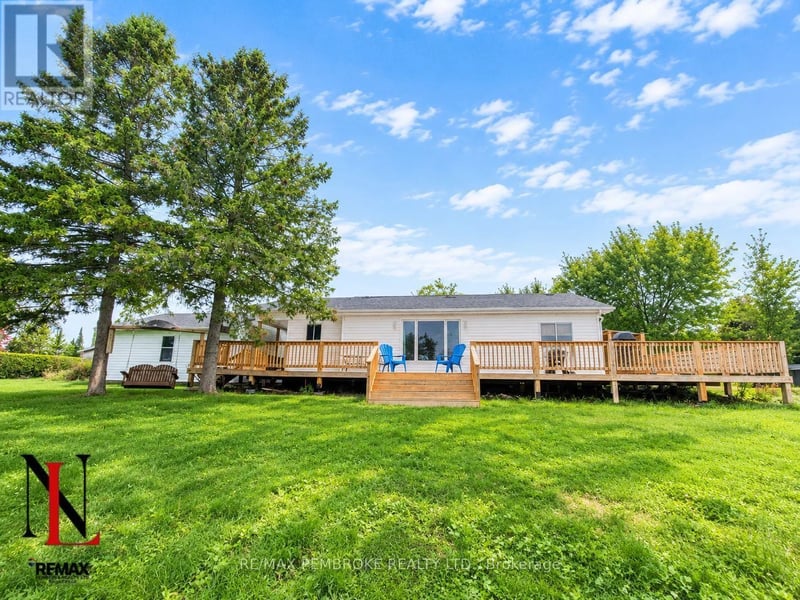 2066 La Passe Road, Whitewater Region, Ontario, K0J1C0, Whitewater Region, Ontario — photo 1 of 5